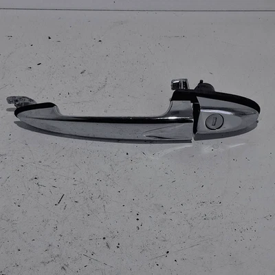 Modanatura maniglia porta ant. SX LANCIA YPSILON (TE) 1.2 16V Argento Ber. - Immagine 1 di 4