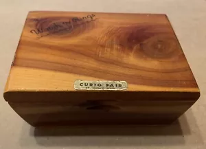 VINTAGE ZEDERNHOLZ SOUVENIR SCHMUCKKÄSTCHEN - ST. IGNACE MICHIGAN. - Bild 1 von 10