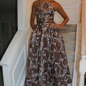 Betsy & Adam Floral Formal Gown Purple & Gold High-Low Style With POCKETS - Picture 1 of 6