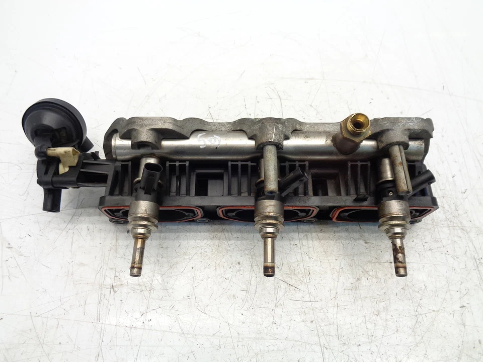 Injection rail for 2010 Audi A6 C6 3.0 TFSI Quattro CCA CCAA 299HP - Image 1 of 2