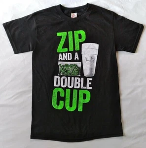 Juicy J "Zip And A Double Cup" schwarzes T-Shirt Erwachsene S Three 6 Mafia Rap / Hip Hop - Bild 1 von 4