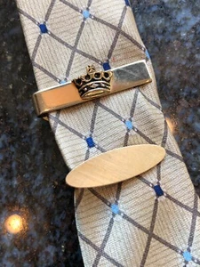 Tie Clip Set of 2 Gold Tone Simple Oval and Bar with Crown VTG Men's Jewelry - Picture 1 of 10