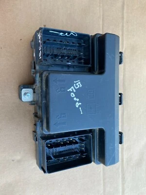 Ford Fusion SE 2015 2,5 L motor caja de fusibles bloque de relé OEM Foto 1 de 4