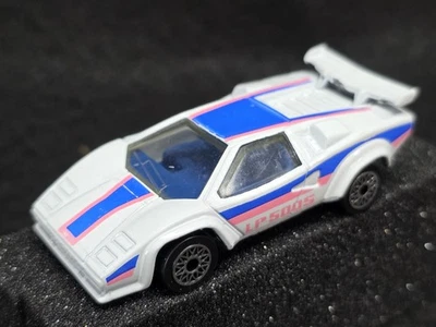 Matchbox Superfast No. SF17 Lamborghini Countach LP500S - Image 1 of 4
