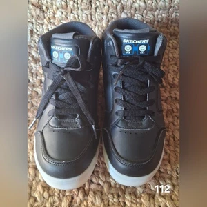 Skechers Energy Black Leather Sneaker Unisex Sz 3 Kids the lights don't work - Picture 1 of 9