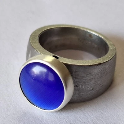 - Schönes - rundes kobaldblaues Katzenaugenköpfchen in Silber für Charlotte  - - Imagem 1 de 4