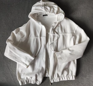 #### TOP    ##### Sweat Shirt Jacke Massimo Dutti weiß  ### Gr.  M - Bild 1 von 1