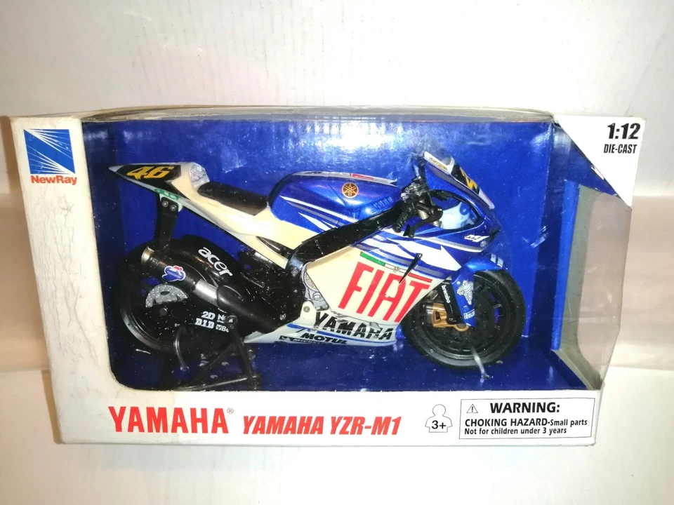 YAMAHA YZR-M1 VALENTINO ROSSI NEW RAY SCALA 1/12 - Immagine 1 di 1
