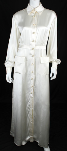 Maxi abito CHANEL $8.350 2020 20A bianco seta raso colletto bottoni perle 38