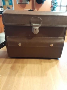 Vintage Hard Camera Case - Picture 1 of 7
