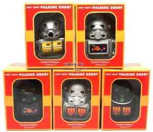 SOFT VINYL WALKING ROBOT 5 ROPE ROBOT - Imagen 1 de 4