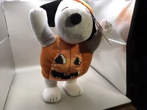 Adorable Bouncing Snoopy Plays Halloween Music And Bounces.  TINY TEAR SEE PICS - Picture 1 of 11