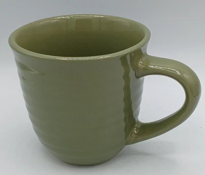 Taza de café acanalada verde salvia Home Trends gres 12 OZ Foto 1 de 4