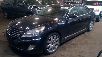 Pinza trasera izquierda conductor compatible con 11-16 EQUUS 5502969 Foto 1 de 4