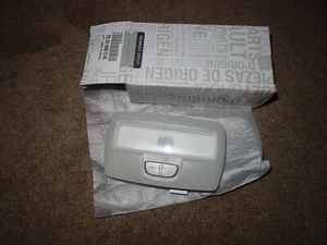 Original Renault Innenraumleuchte / Innenraumbeleuchtung  264304010R - Bild 1 von 3