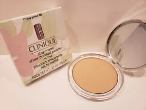 Clinique ~ Stay Matte Sheer Pressed Powder Oil-Free~#17 Stay Golden ~.27oz - Picture 1 of 1