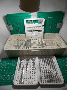 SISTEMA DE INSTRUMENTOS STRYKER FRAGMENTO PEQUEÑO 901613 OSCOSÍNTESIS (LAM-3043) - Imagen 1 de 17