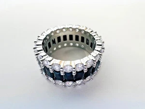 Silver Tone Ring with Black and Diamond Style Gem Stones Banded Size 9 - Picture 1 of 9