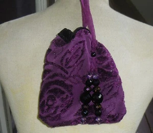 Wendetasche schwarz, weinrot Pailletten Rose Samt Kordelzug Handtasche Tarot Kartenetui - Bild 1 von 8