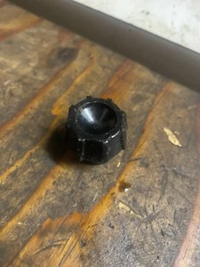 OEM McCulloch 2-10 Chainsaw Oil Cap Free Shipping - Picture 1 of 1