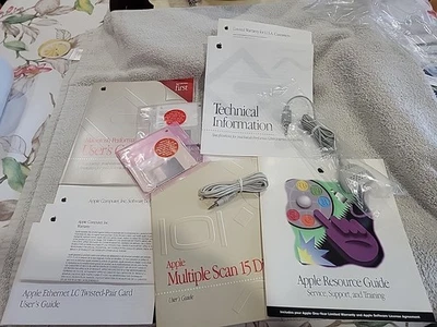 Vintage 1995 Apple System Software Training CD-ROM Macintosh 6200cd RARE! - Image 1 of 4