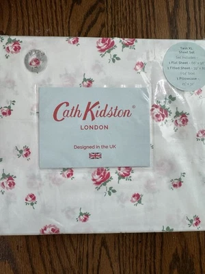 Cath Kidston London ~ Twin XL ~ Scattered Rose PINK ~ 3 pc. Set ~ 100% Cotton - Image 1 of 4