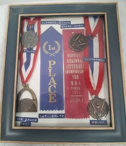 Lote de 6 medallas olímpicas y de baile vintage enmarcadas para personas mayores - Imagen 1 de 1