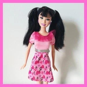 Barbie Diaries Courtney Doll 2006 Raquelle Black Hair Green Eyes - Picture 1 of 10