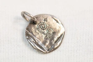 Colgante/dije inicial "L" escritura plata esterlina poético en cera (KMT) - Imagen 1 de 6