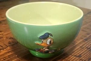 Cuenco verde de cerámica 3D del Pato Donald de los parques de Disney  - Imagen 1 de 5