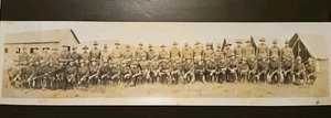 WW1 Batterie A 108. Feldartillerie Tobyhanna Pa Soldaten Lagerhof Langfoto - Bild 1 von 15