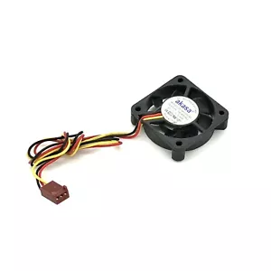 AKASA AUTHENTIQUE 4 CM ventilateur noir pour ordinateur et processeur cool 3 broches multi-usage - Photo 1 sur 4