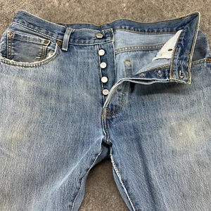 Levis 501 Jeans Mens 33x32 Blue Straight Leg Regular Fit Medium Wash Distressed - Picture 1 of 21