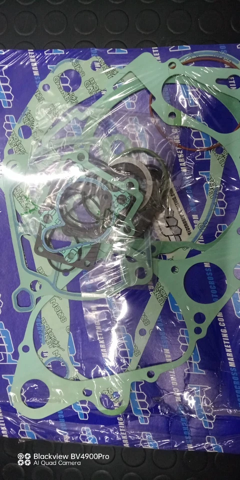 SERIE GUARNIZIONI MOTORE SERIE COMPLETA SUZUKI RM 250  94/ 95 - Immagine 1 di 1