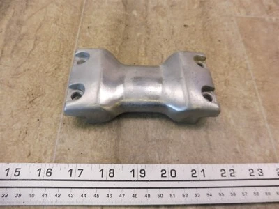 1988 Yamaha XV750 Virago Y656-2) front fork suspension brace fender mount - Image 1 of 4