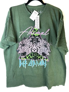 Urban Outfitters Def Leppard Animal Vintage Oversized Fit T-Shirt S/M - Picture 1 of 6