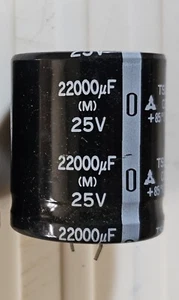 Original Panasonic 22000uF 25 V Aluminium Elektrolytkondensator - Bild 1 von 4