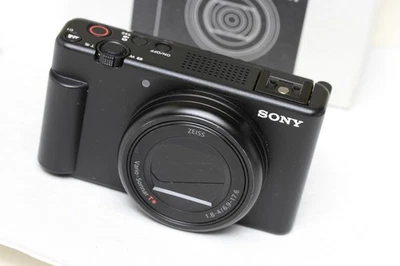 Sony ZV-1 II 21MP Vlogging Camera MINT MINUS BOXED - Image 1 of 4