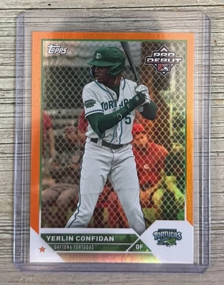 2023 Topps Pro Debut Yerlin Confidan True Orange 14/25 #PD-142 Reds - Image 1 of 2