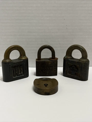 Lot Of 4 Vintage Padlocks, 2 Yale & Town, 1 Giant, 1 All Brass Unbranded-No Keys Cover