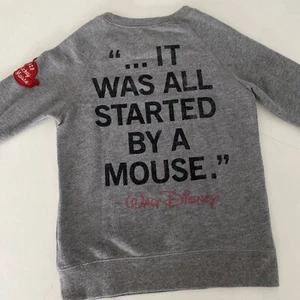 6-7 Peek Aren’t You Curious Walt Disney Collection Rare Mickey Mouse Sweatshirt - Picture 1 of 5