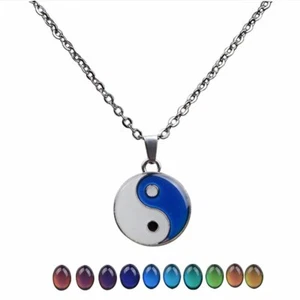 NEW Color Change Ying Yang Mood Yin Pendant Necklace with gift box - Picture 1 of 4