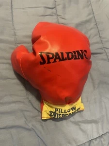 Guantone da boxe rosso Spalding Pillow Punchers 🥊mano destra - Foto 1 di 8