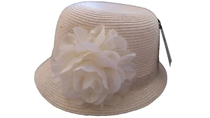 Wilsons Leather Black Rivet Bucket Sun Hat Packable Ivory Flower Faux Straw OS - Picture 1 of 10