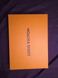 Original Louis Vuitton magnetische leere Geschenkbox 16" x 11,5" x 2" - Bild 1 von 6