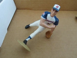 Figura abierta 1998 alineación inicial SLU Cooperstown Phil Niekro Atlanta Braves - Imagen 1 de 2