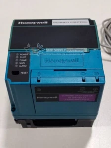 HONEYWELL RM7838 C 1004 BURNER CONTROL RM7838C1004 (Free & Fast Shipping) - Picture 1 of 13