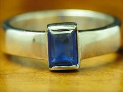 925 Argento Sterling Anello Con Spinello Ricoperto / Vero Argento / 6,1g / Rg 57 - Immagine 1 di 3