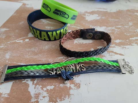 Seattle Seahawks Accessories 4 Bracelets & Lot EUC!! Silicone leather braided Cover