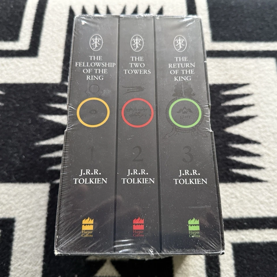 The Lord of Rings Trilogy JRR Tolkien Set Fellowship Book Two Towers Return King